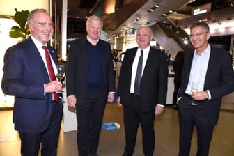 Karl-Heinz Rummenigge, Oliver Kahn, Uli Hoeneß und Herbert Hainer (v.l.): Wie sieht die Führung des FC Bayern in Zukunft aus?