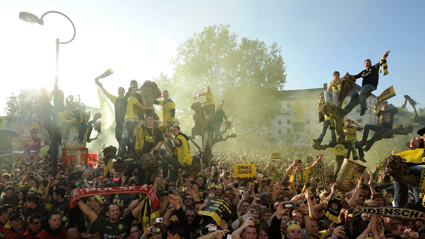Erinnerungen werden wach: Zuletzt feierten die Fans 2012 die gewonnene Meisterschaft auf dem Borsigplatz.