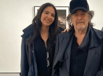 Al Pacino mit Noor Alfallah: Die beiden haben ein Kind zusammen.