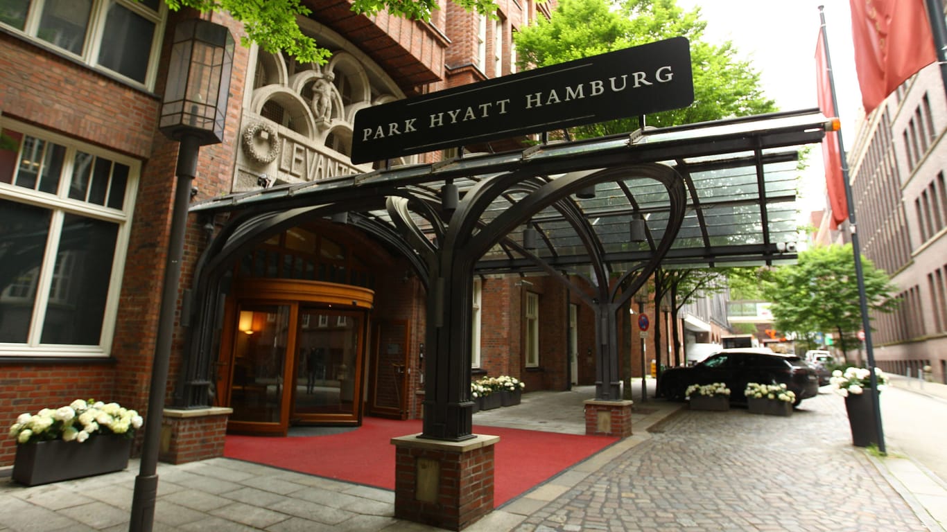 Das ehemalige 5-Sterne-Hotel "Park Hyatt" in Hamburg: Es ist seit Ende 2022 geschlossen.