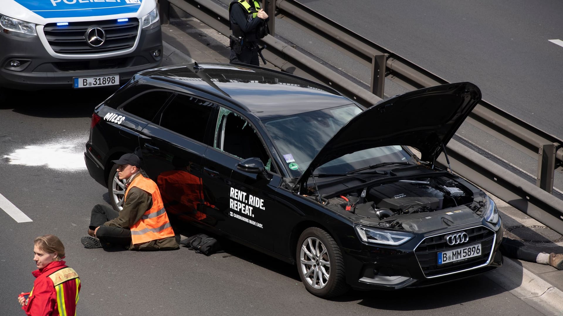 Letzte Generation blockiert erneut Stadtautobahn