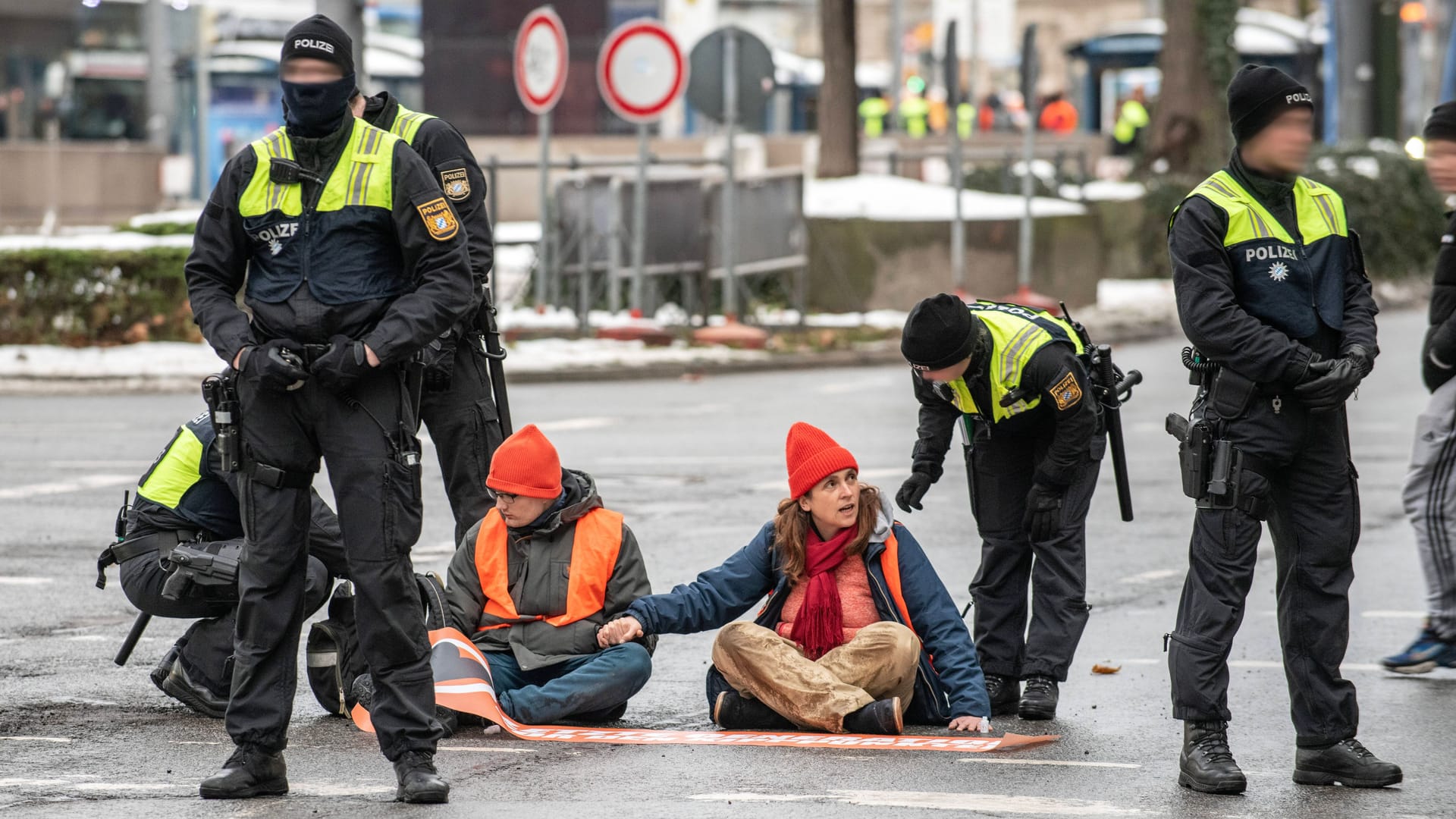 Klimaaktivisten, Letzte Generation, München, Klimakleber, IAA, Protest, Prozess