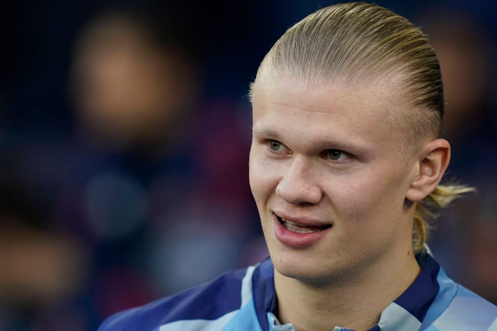 Erling Haaland im Trainingsdress von Manchester City: Der Norweger war vor seinem Wechsel zu den "Sky Blues" heiß begehrt.