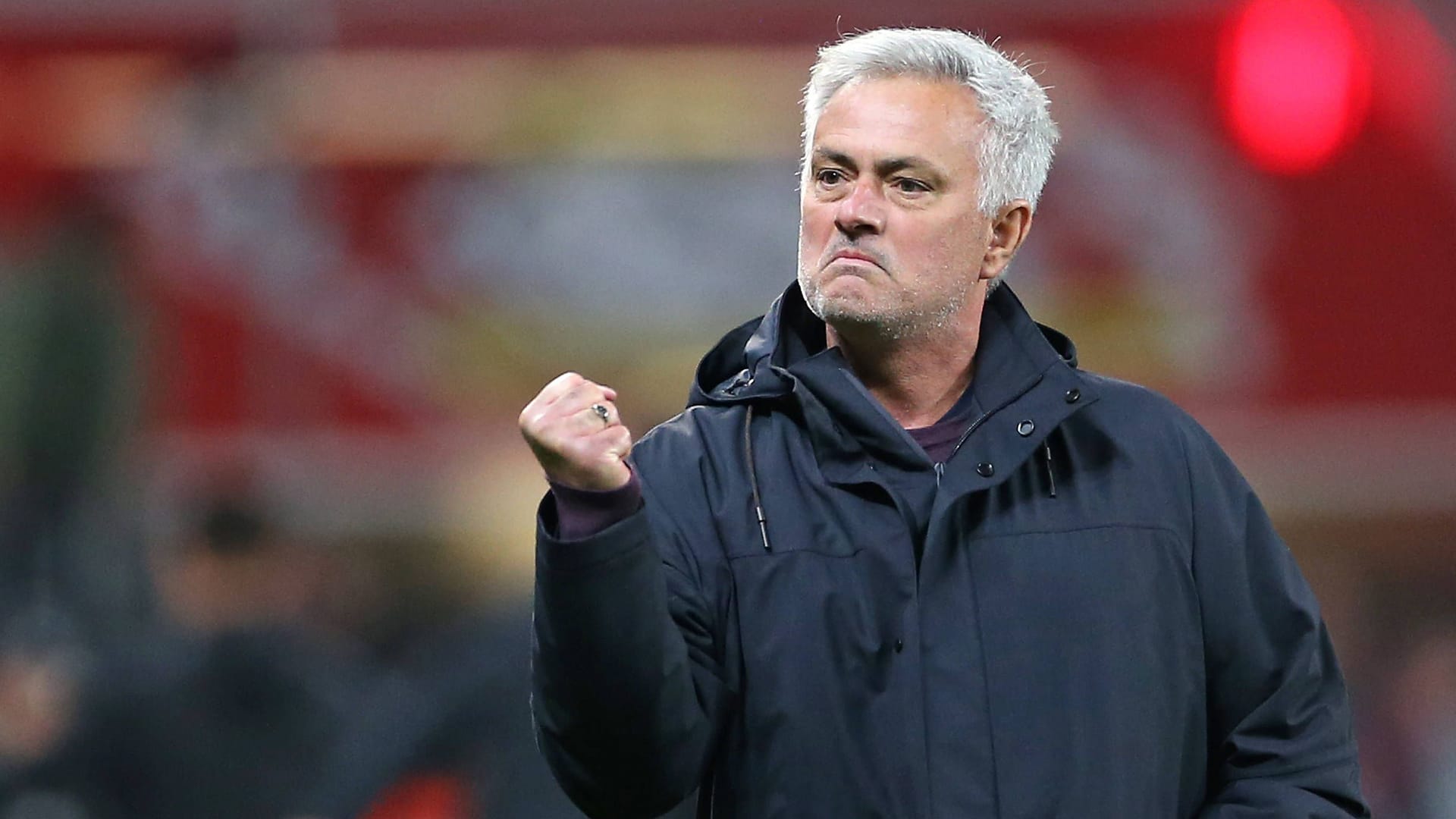 José Mourinho trifft auf Sevilla. José Mourinho trifft auf Sevilla.