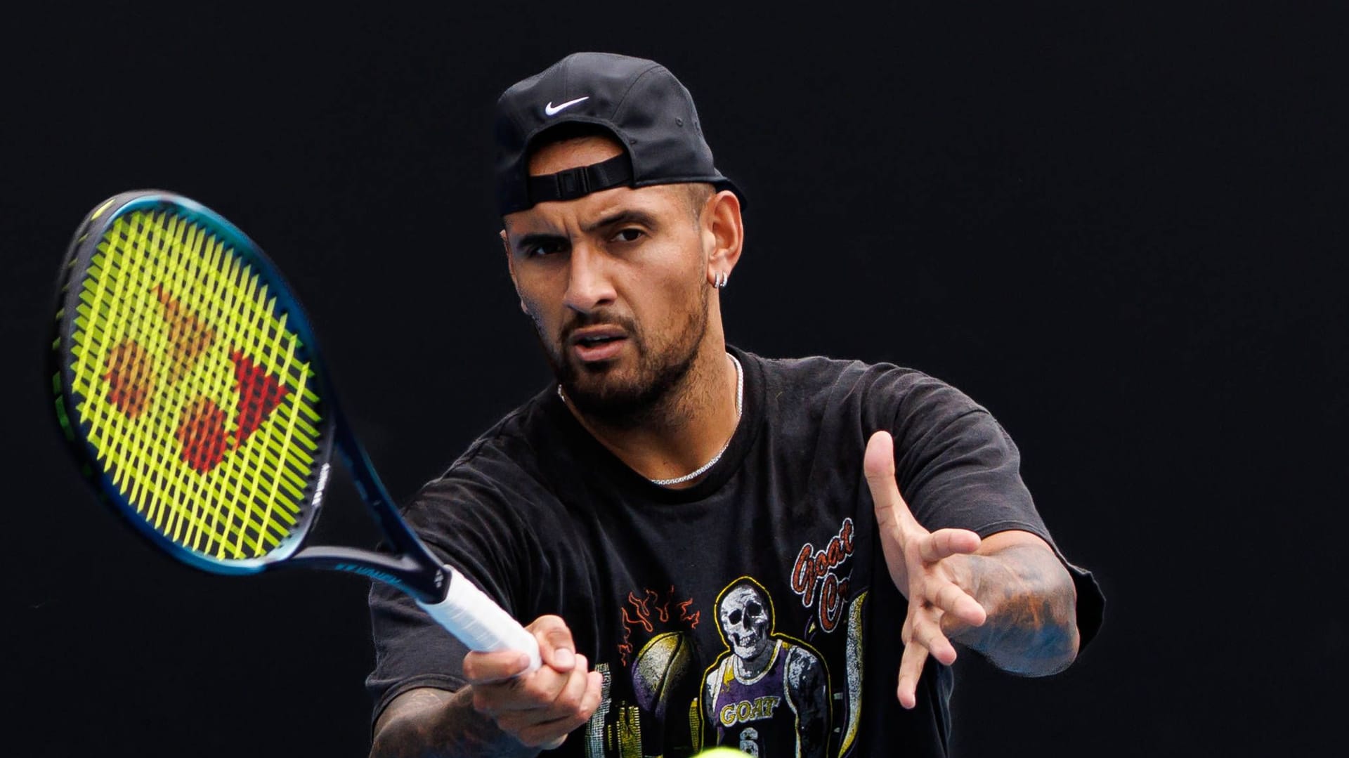 Nick Kyrgios: Um ihn gibt es außerhalb des Tennisplatzes Schlagzeilen.