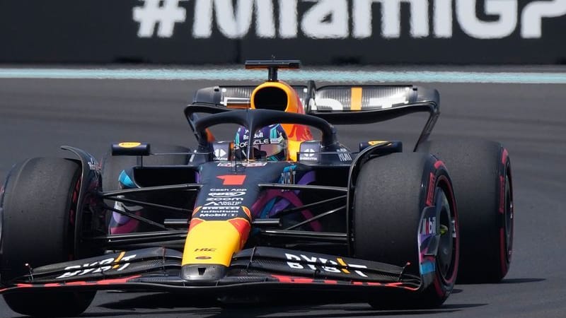 Max Verstappen im Red Bull: Der Formel-1-Weltmeister lag in Miami klar vorne.