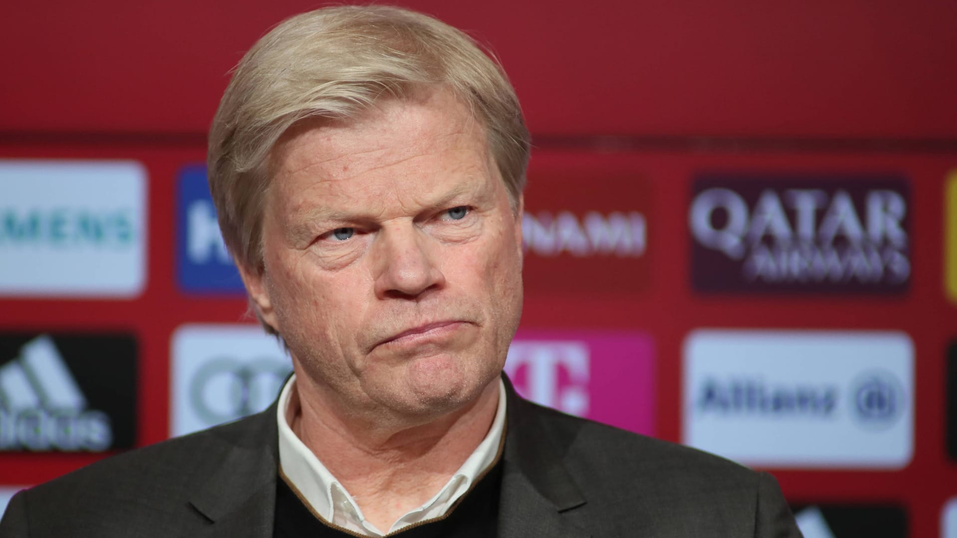 Oliver Kahn: Der ehemalige Vorstandschef wurde beim FC Bayern abberufen, aber wann?