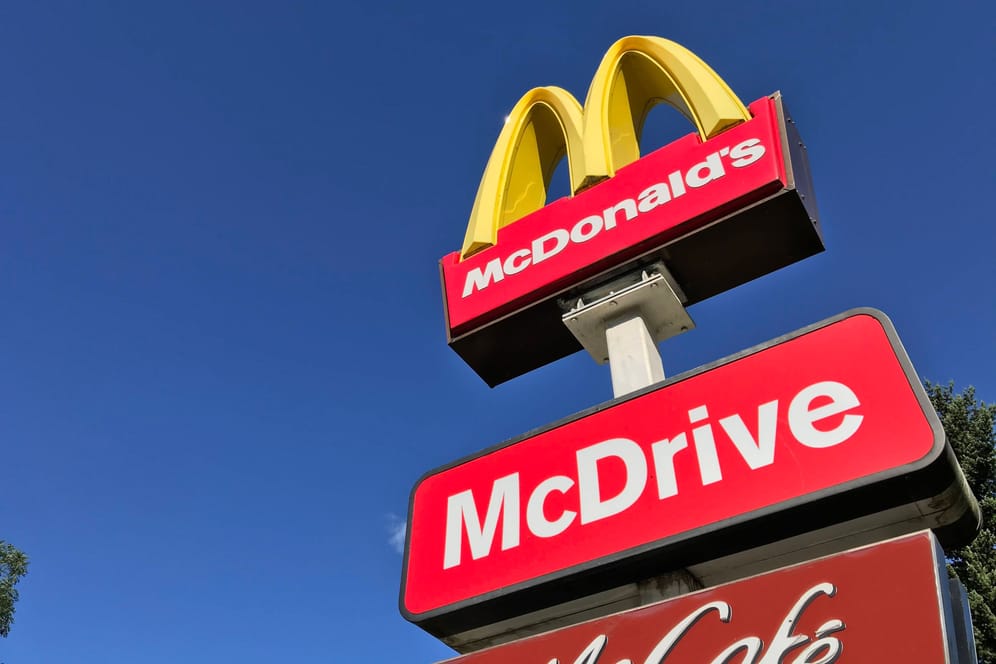 Das Logo der Fastfood Kette McDonald's: In den USA muss die Fastfood-Kette wegen Verbrennungen eines Kindes haften.
