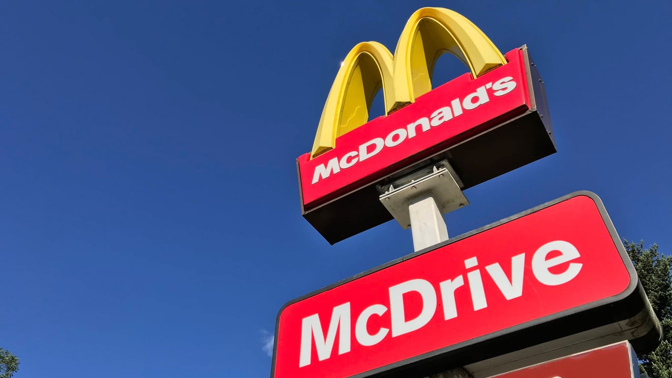 Das Logo der Fastfood Kette McDonald's: In den USA muss die Fastfood-Kette wegen Verbrennungen eines Kindes haften.