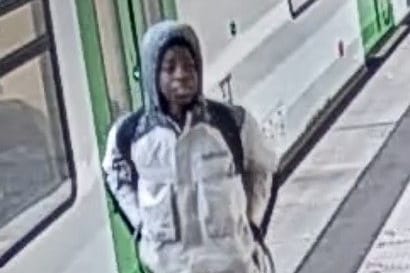 Fotofahndung: Der Mann soll eine 24-Jährige sexuell belästigt haben.