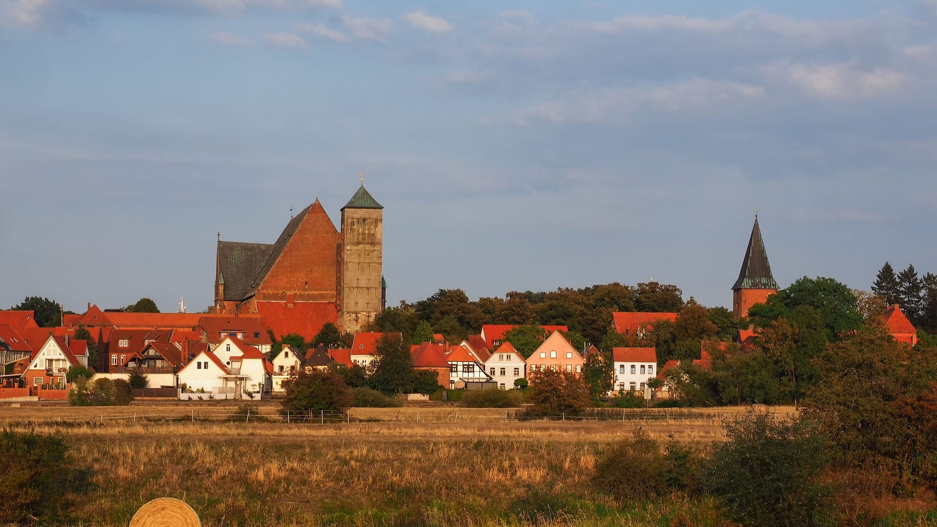 Blick auf Verden mit dem Dom: Im Mittealter wurden vermeintliche Hexen verbrannt.