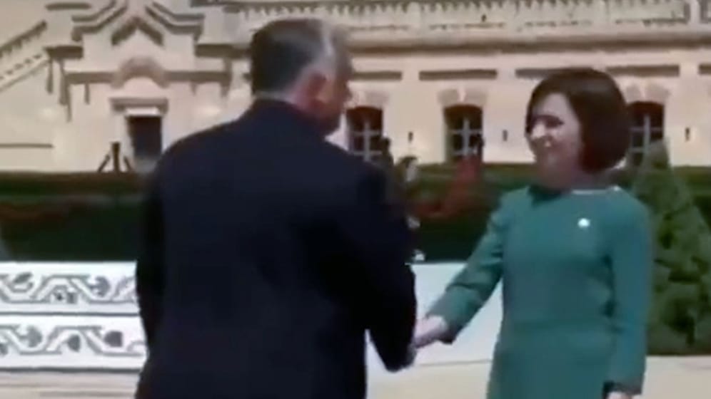 Sandu verweigert Orban Handkuss