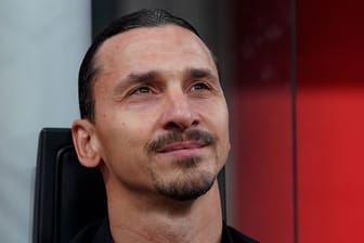 Zlatan Ibrahimović mit Tränen in den Augen: Der Schwede verabschiedet sich vom Profifußball.