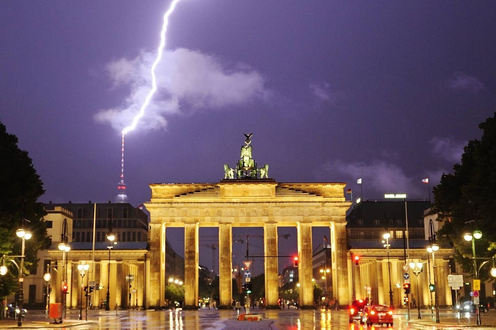 Gewitter in Berlin: Ein Tiefdruckgebiet wandert aus Polen in Richtung der Hauptstadt.