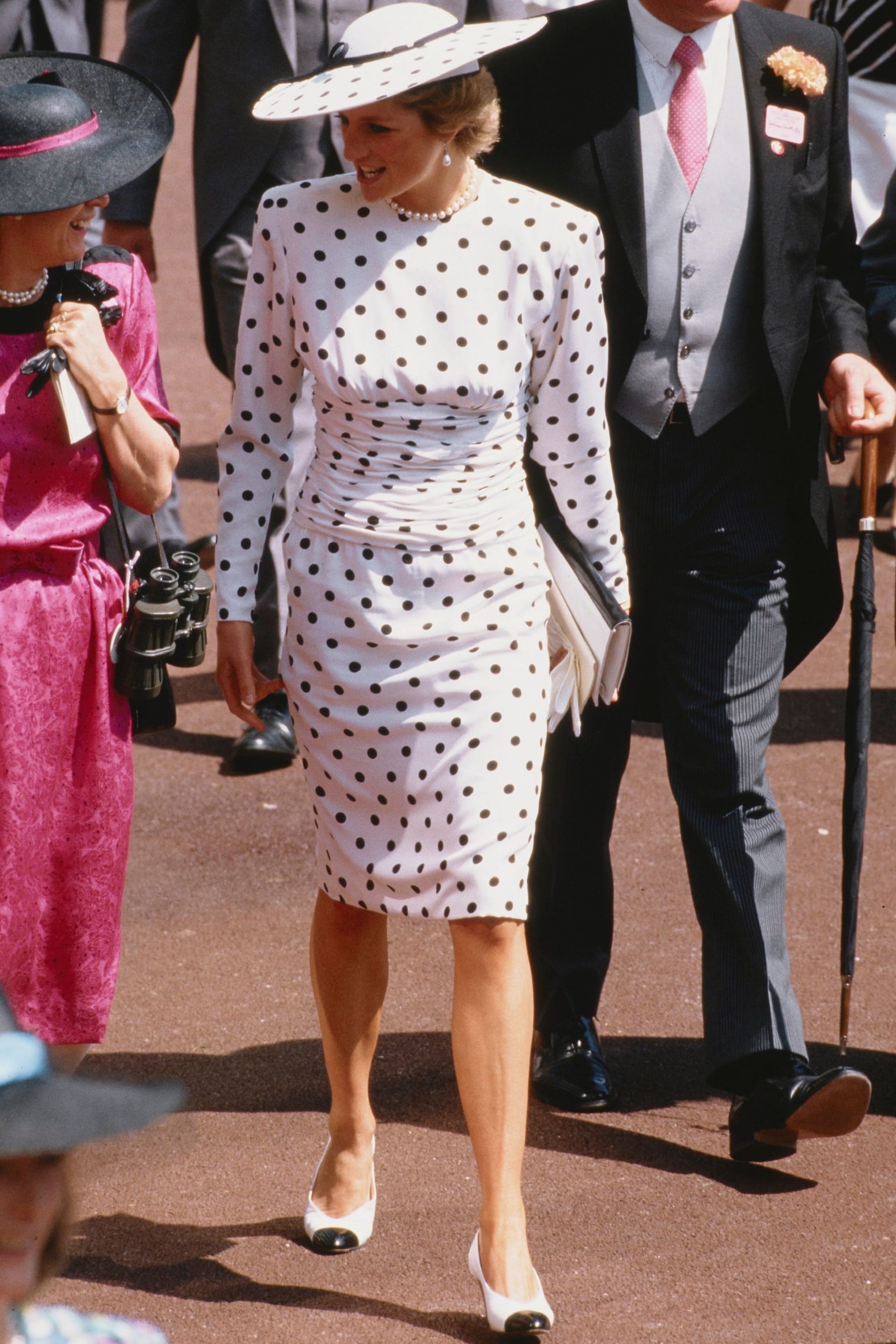 Prinzessin Diana in ihrem Pünktchen-Kleid.