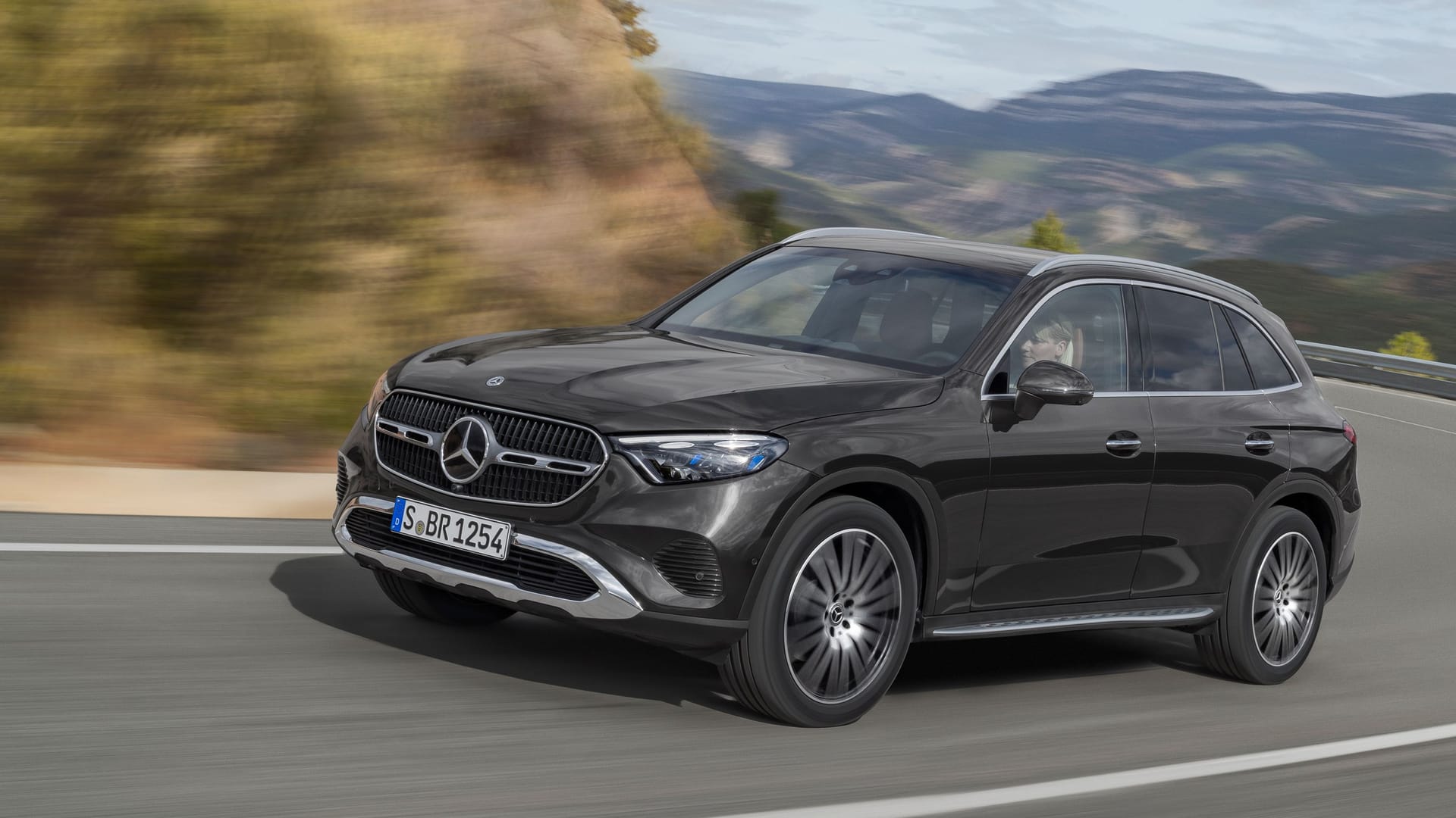 Mercedes GLC: Die neue Generation startet in zwei Varianten.