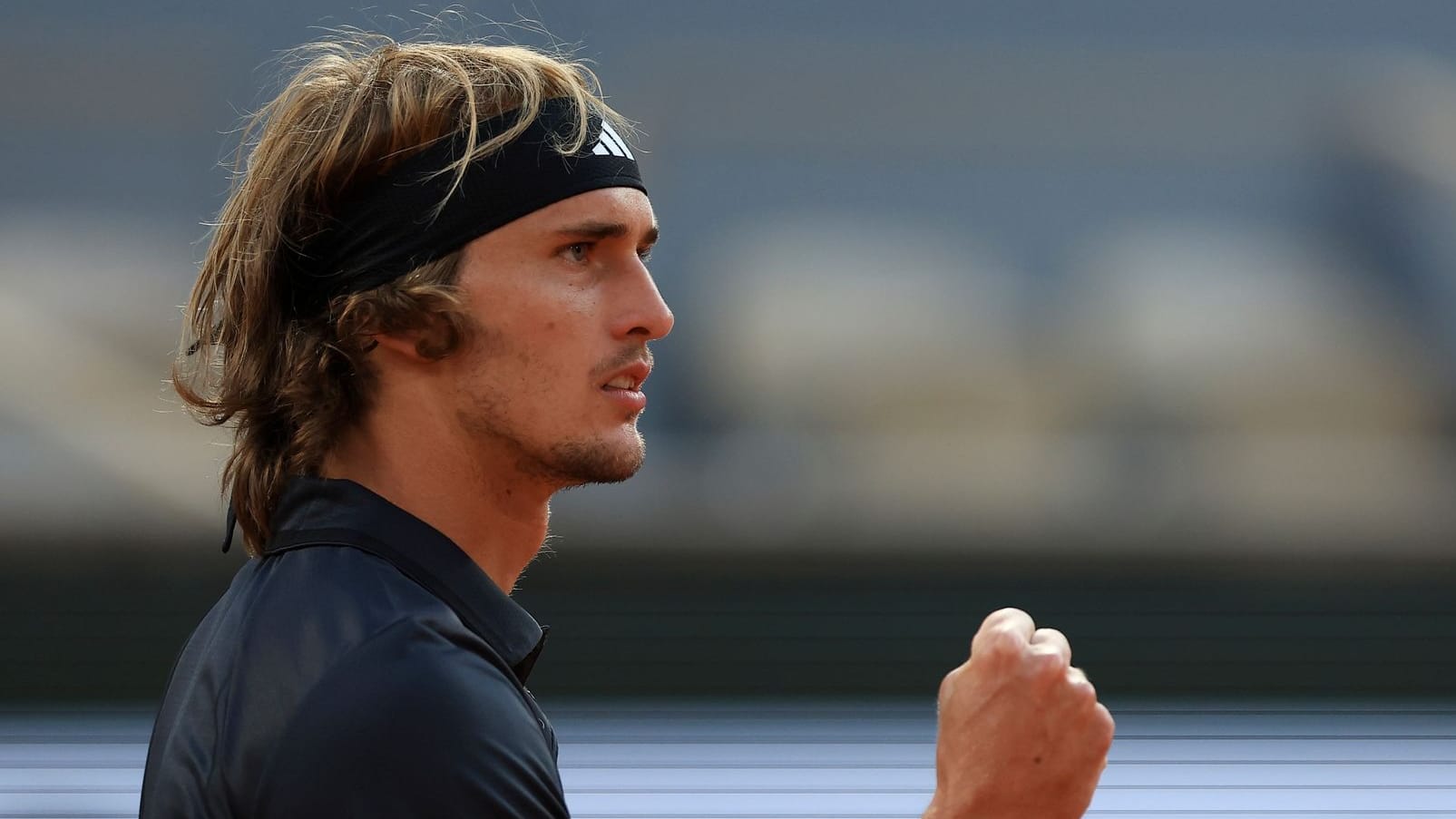 Alexander Zverev: Mit einer starken Leistung zieht er ins Viertelfinale von Paris ein.