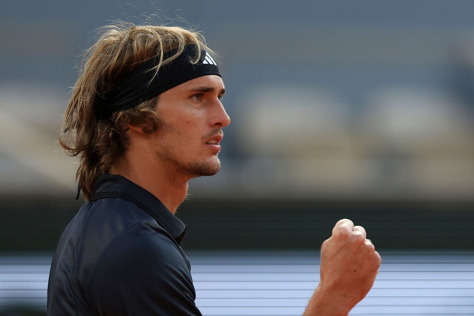 Alexander Zverev: Mit einer starken Leistung zieht er ins Viertelfinale von Paris ein.