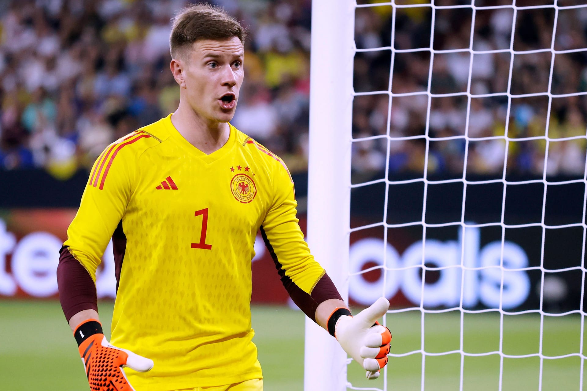 Marc-André ter Stegen mit der Nummer eins auf Brust und Handschuh: Der Torhüter stand zuletzt in der Nationalelf zwischen den Pfosten.
