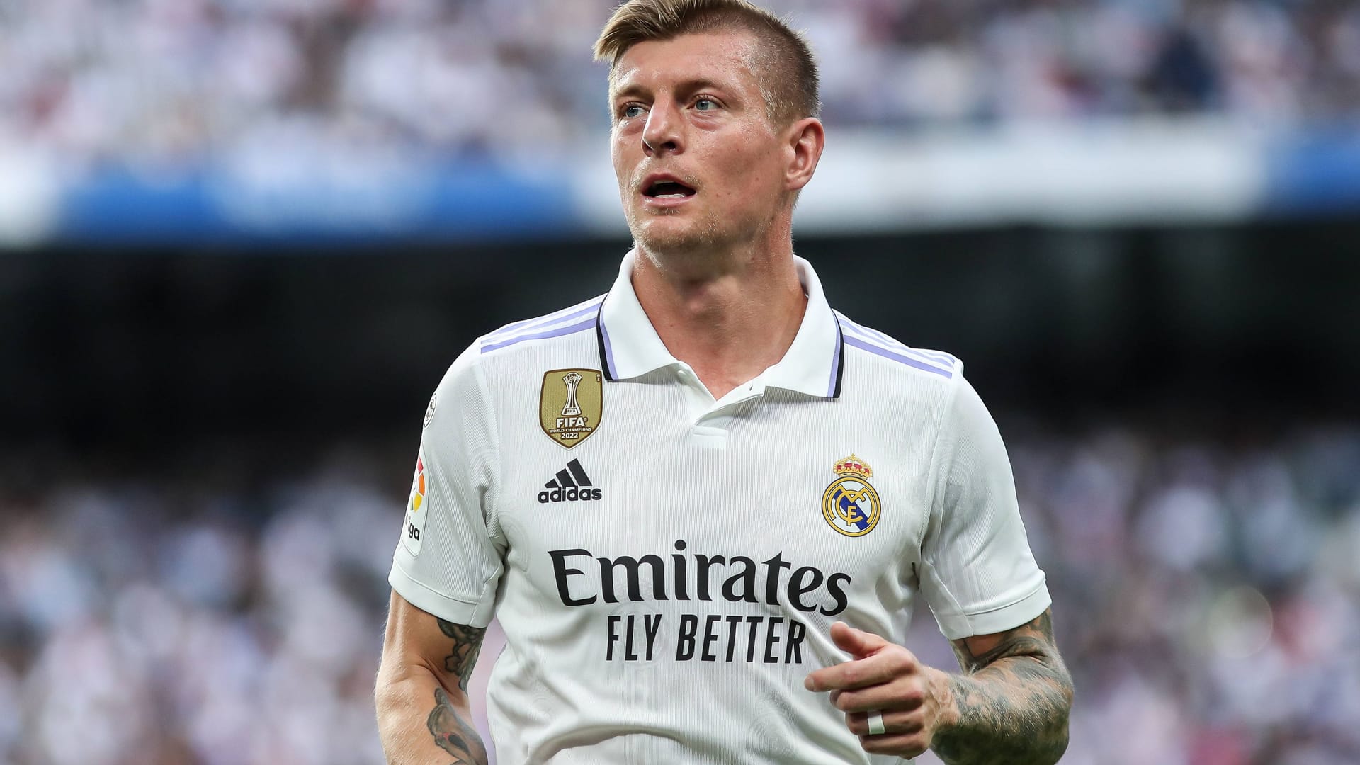 Toni Kroos: Der 33-Jährige bleibt bei Real Madrid.