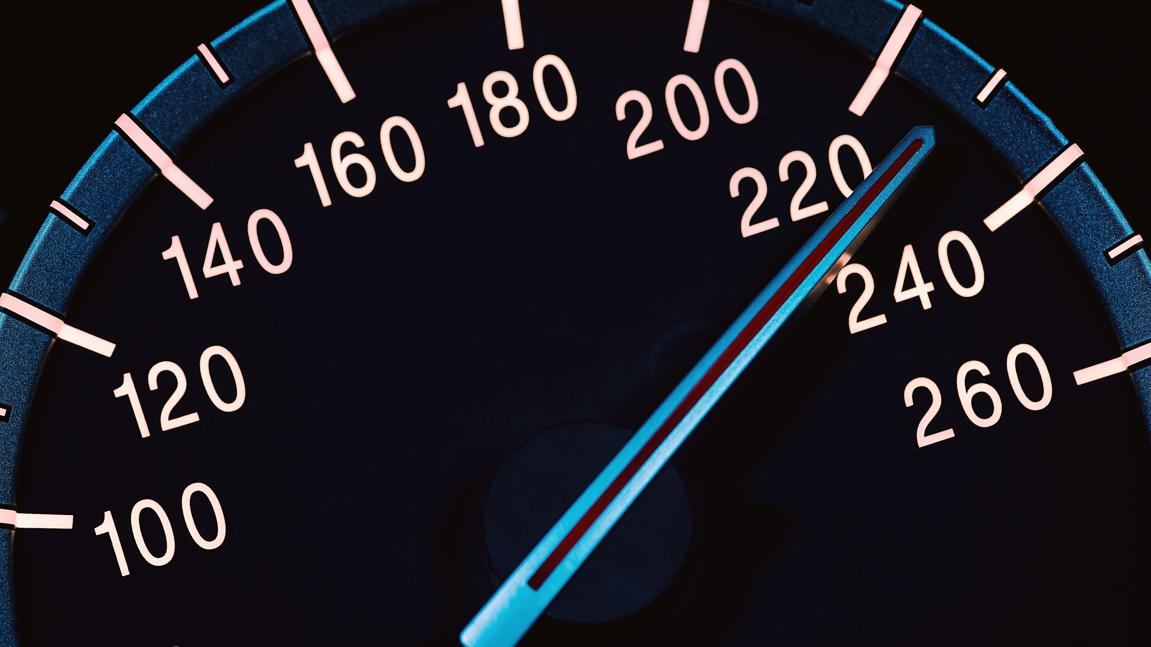 Geschwindigkeits-Quiz: Welche Marke ist nun schneller? Auto-Allgemeinwissen