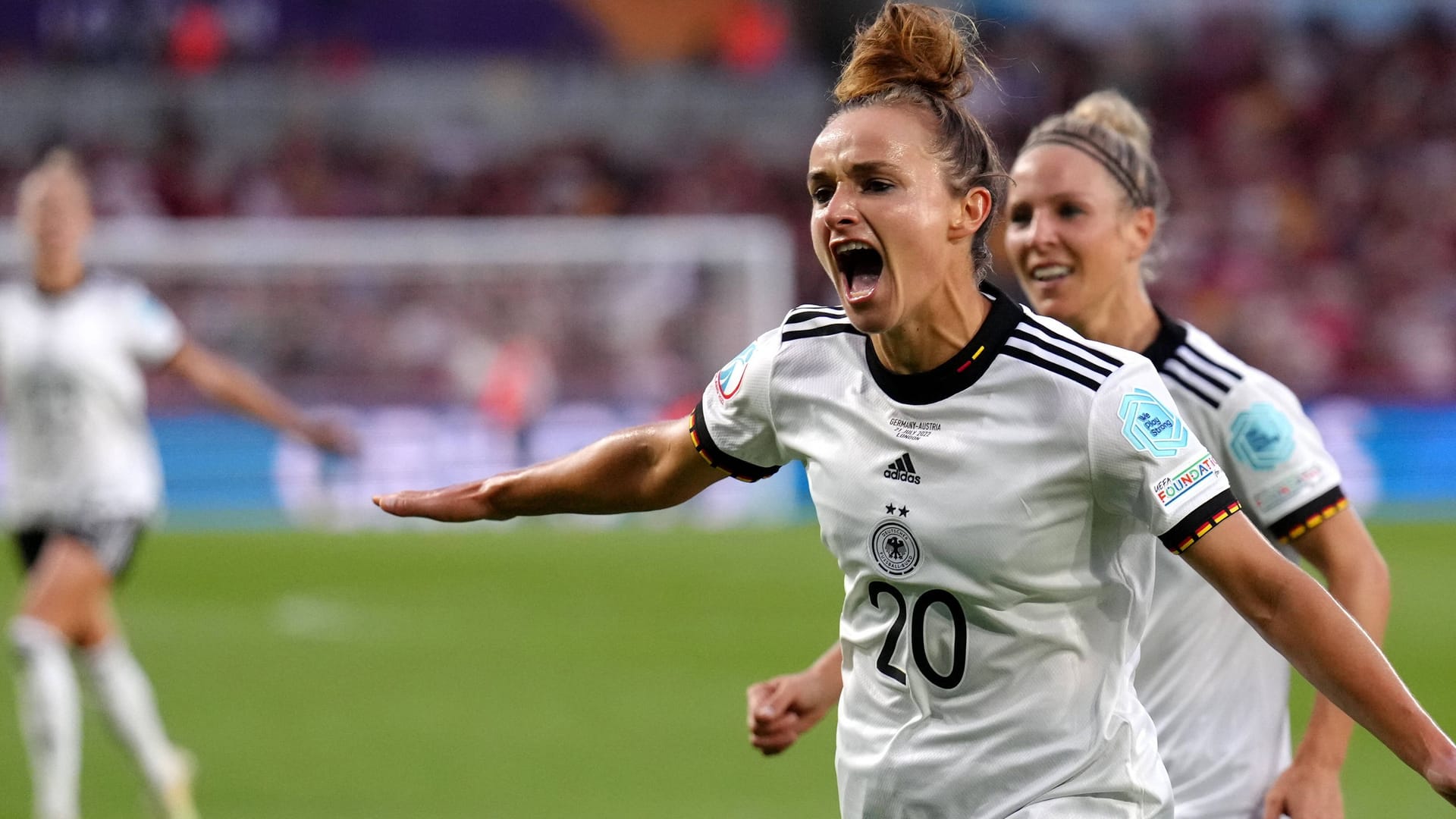 Lina Magull: Die Nationalspielerin freut sich auf die WM in Australien und Neuseeland. Lina Magull: Die Nationalspielerin freut sich auf die WM in Australien und Neuseeland.
