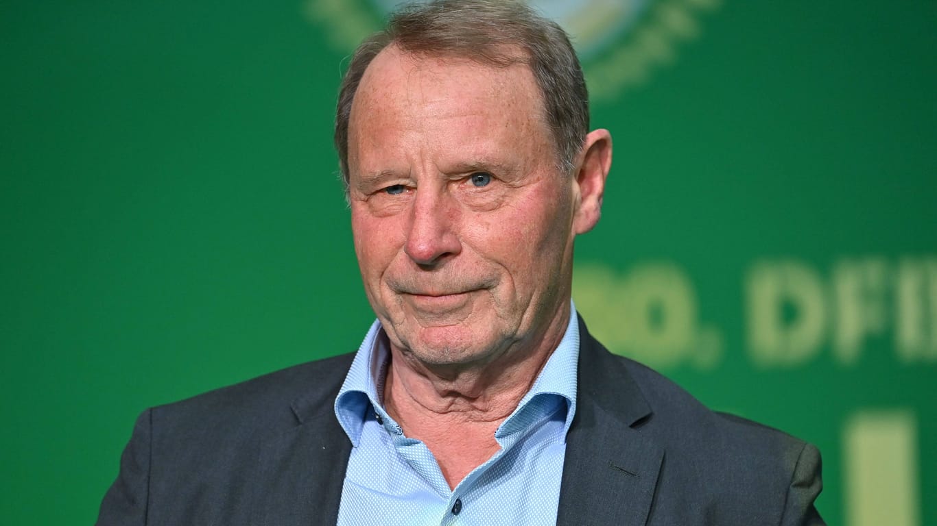 Berti Vogts: Er war von 1990 bis 1998 Trainer deutschen Nationalelf.