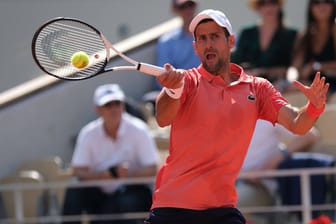 Novak Djokovic: Im Halbfinale der French Open wartet eine schwere Aufgabe auf den Superstar.