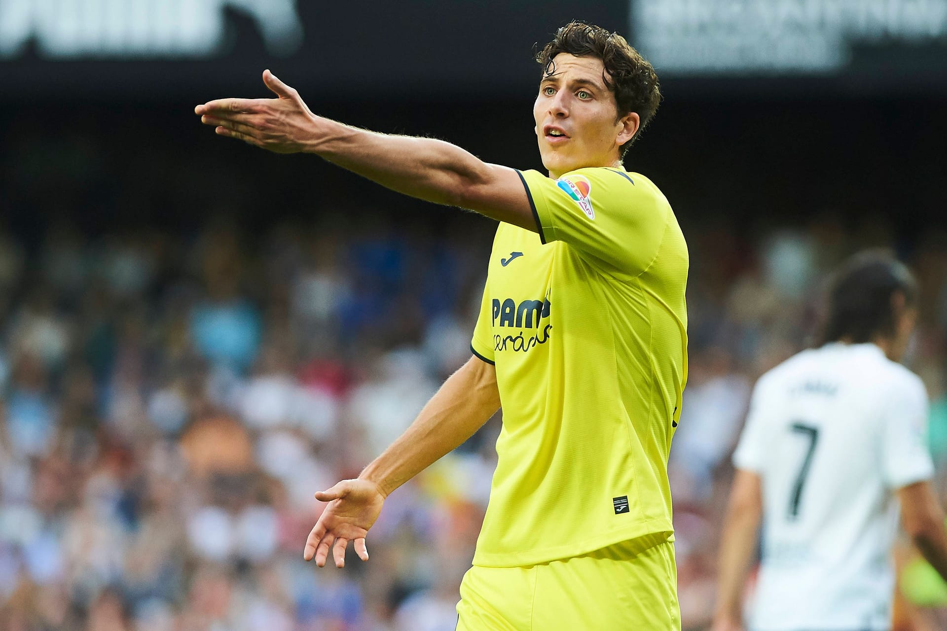 Pau Torres: Der spanische Nationalspieler steht noch bis 2024 beim FC Villarreal unter Vertrag.