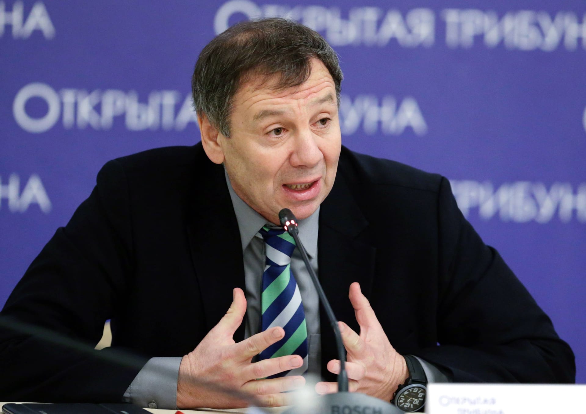Sergej Markow: Er ist ein ehemaliger Abgeordneter der Putin-Partei "Einiges Russland" und ein wortgewaltiges Sprachrohr des Kreml.