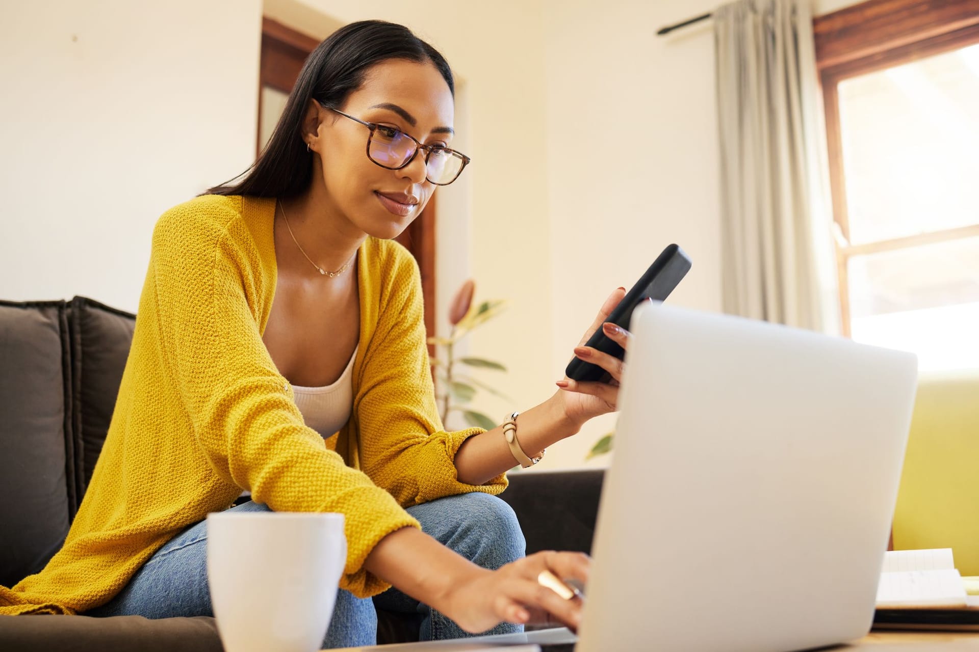 Gespeicherte Daten können Sie nur mit demselben Konto und derselben Telefonnummer öffnen.