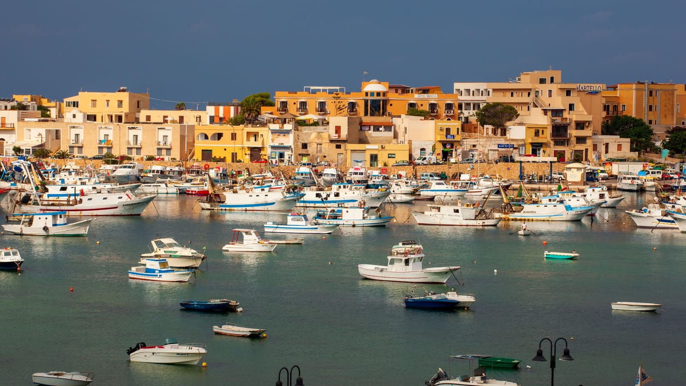 Lampedusa: Im Sommer sind Touristenautos hier verboten.