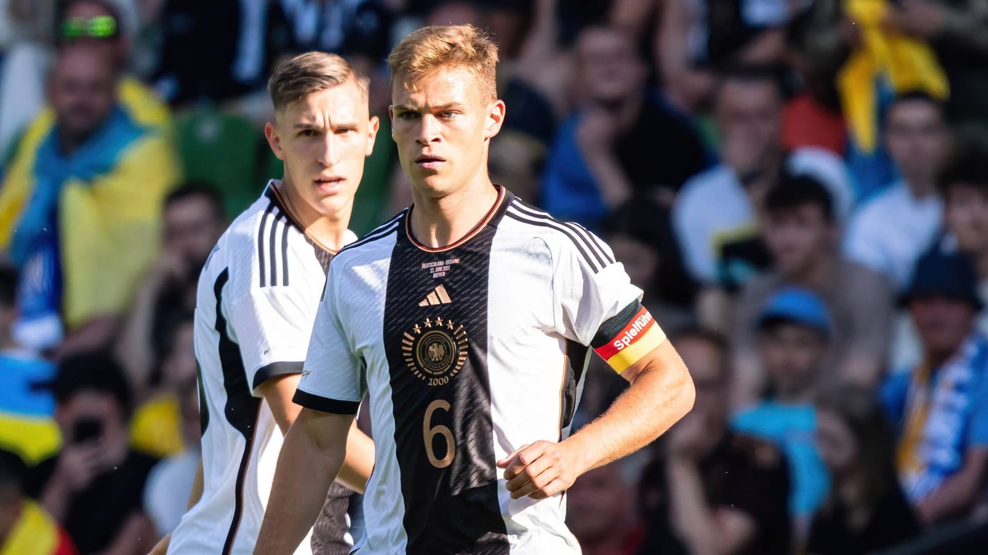 Nico Schlotterbeck und Joshua Kimmich (vorne): Beide DFB-Spieler waren wohl beim Teamevent anwesend. Nico Schlotterbeck und Joshua Kimmich (vorne): Beide DFB-Spieler waren wohl beim Teamevent anwesend.