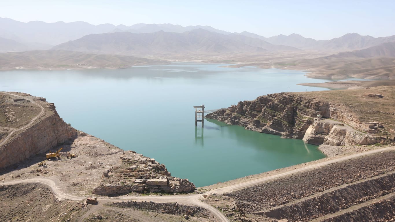 Der Kajaki-Staudamm (Archivbild): Das iranische Regime forderte die Öffnung des Damms, die Taliban lehnen das ab – es seien von dort noch 600 Kilometer bis zur iranischen Grenze.