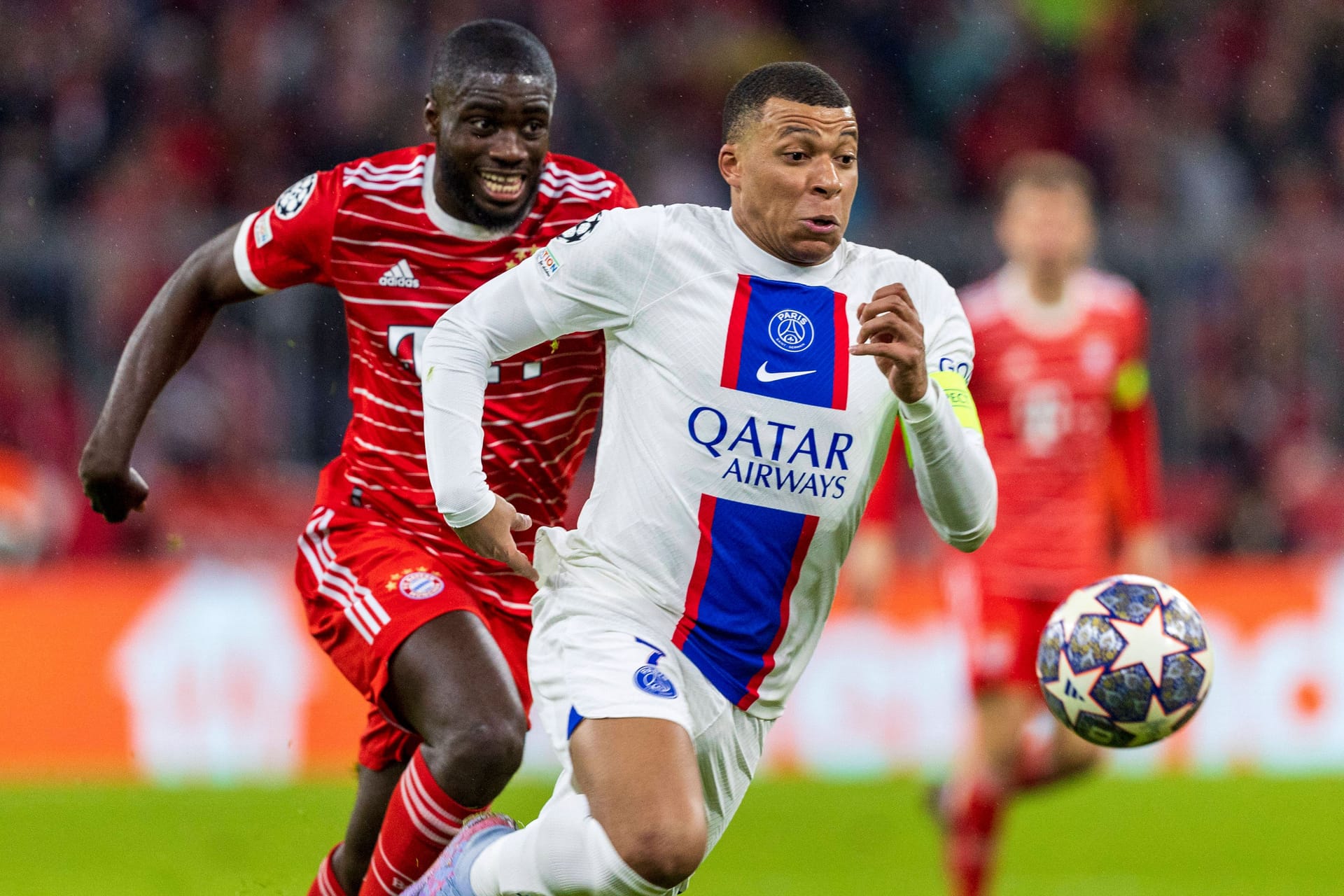 Kylian Mbappé und Dayot Upamecano: Im Achtelfinale der Champions League standen sich die beiden Franzosen noch als Gegner gegenüber.