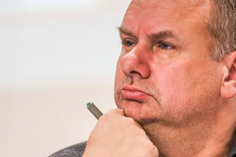 Dirk Hilbert: Der Dresdner OberbΓΌrgermeister steht in der Kritik. Dirk Hilbert: Der Dresdner OberbΓΌrgermeister steht in der Kritik.