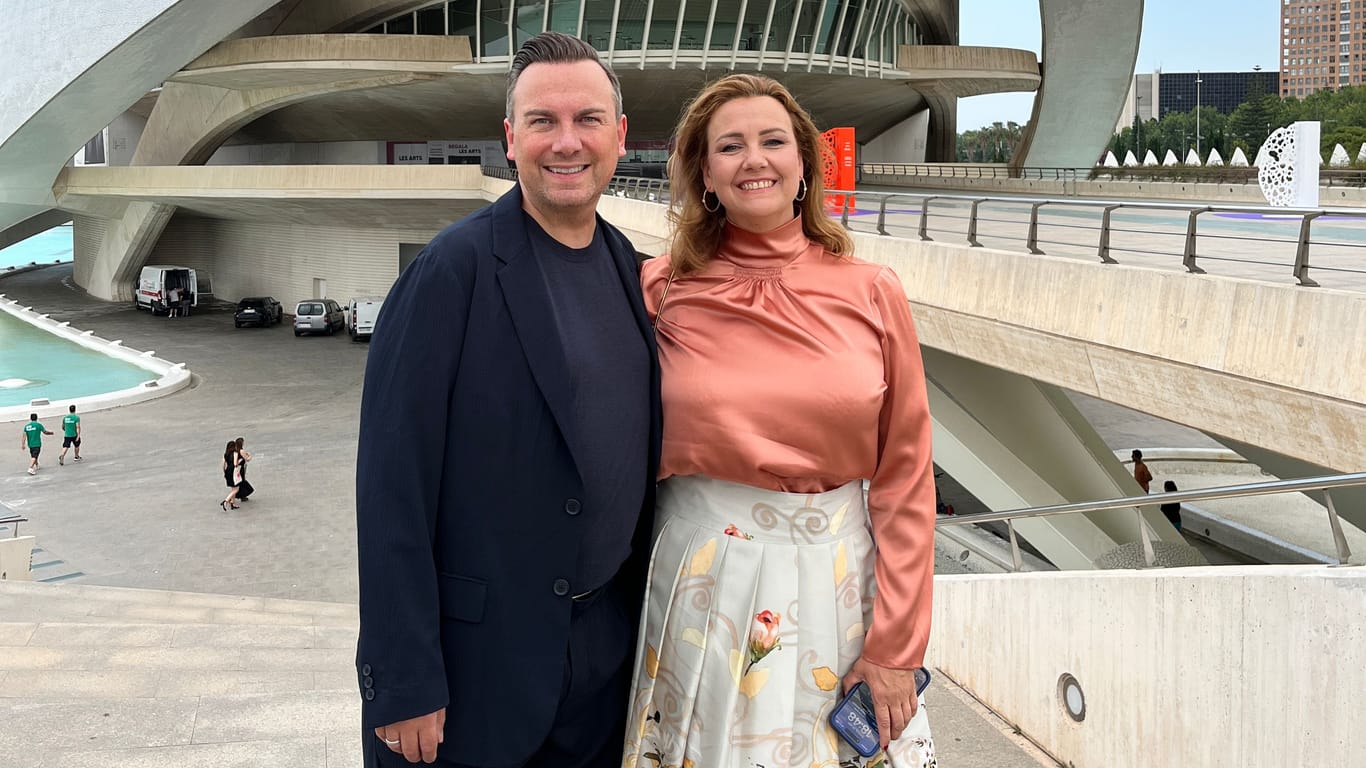 Tim Raue und Marie-Anne Wild vom "Restaurant Tim Raue" bei der Preisverleihung in Valencia.