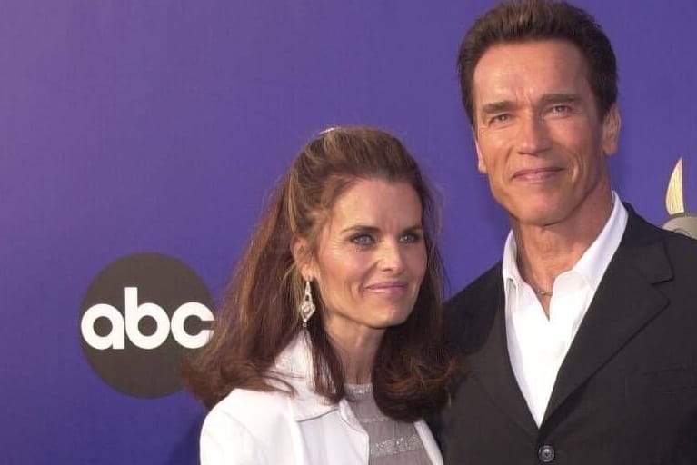 Maria Shriver und Arnold Schwarzenegger bei einem Auftritt 2002.