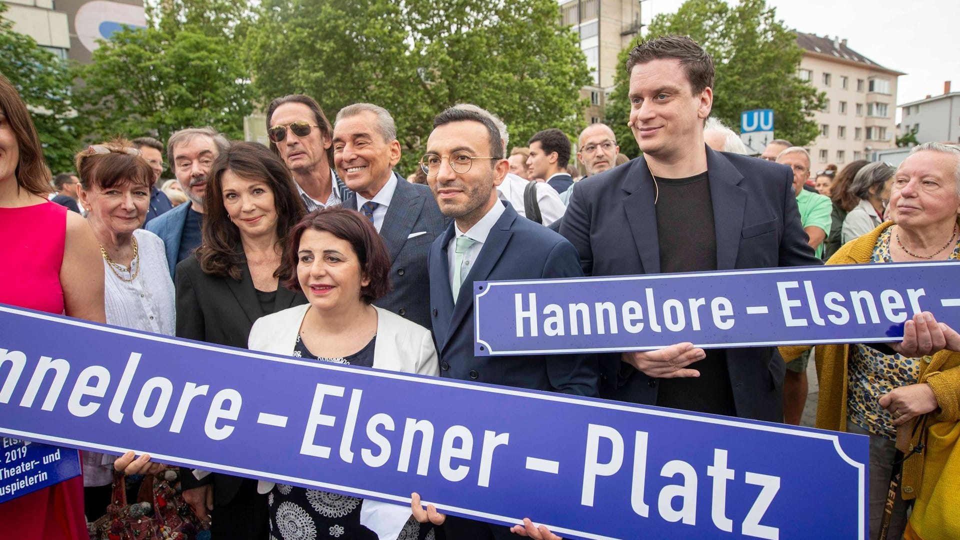 Hannelore-Elsner-Platz in Frankfurt eingeweiht