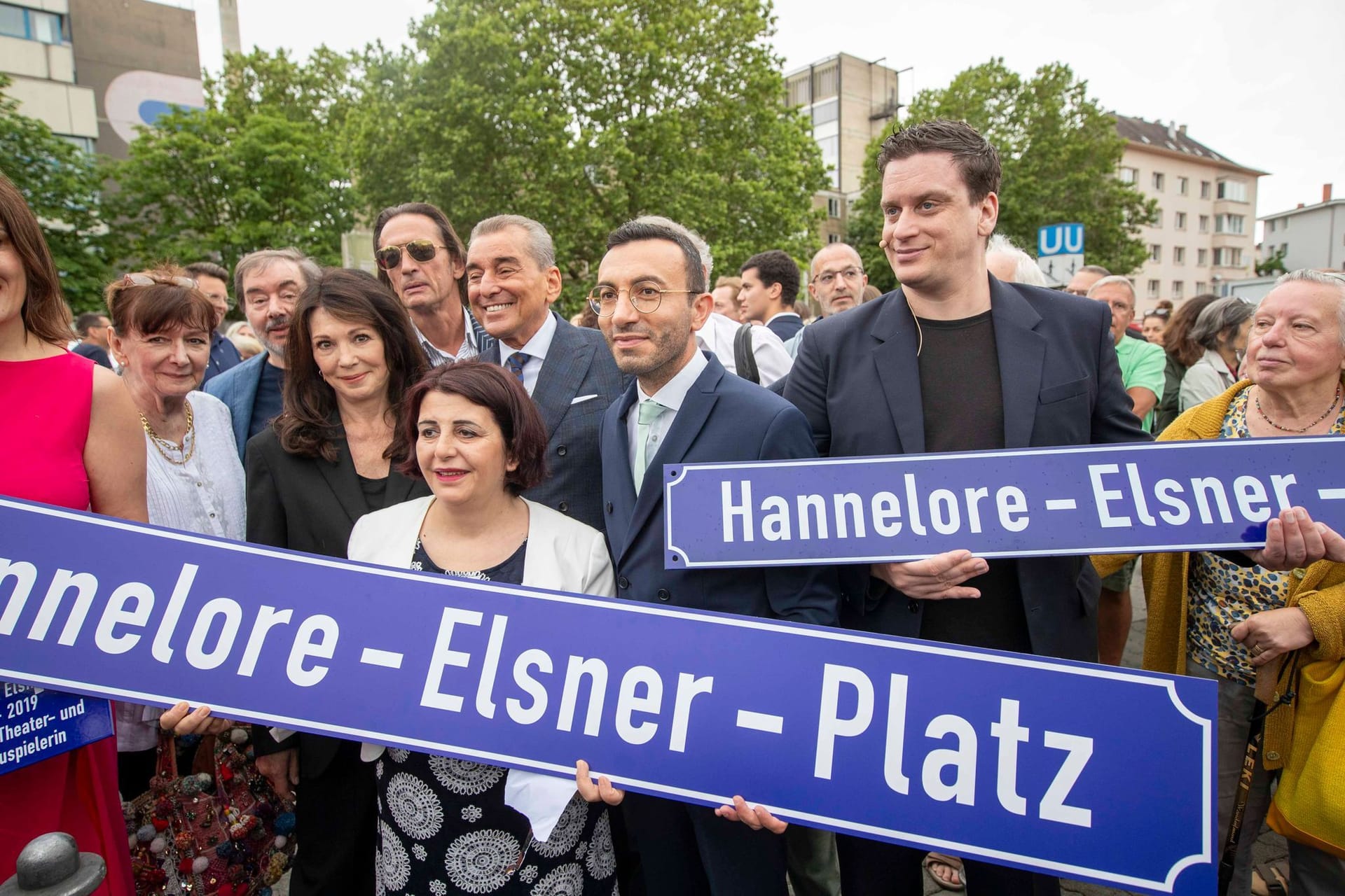 Hannelore-Elsner-Platz in Frankfurt eingeweiht