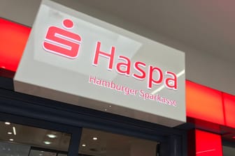 Das Logo der Haspa: Das Landgericht hat die Sparkasse jetzt zu Schadensersatz verdonnert