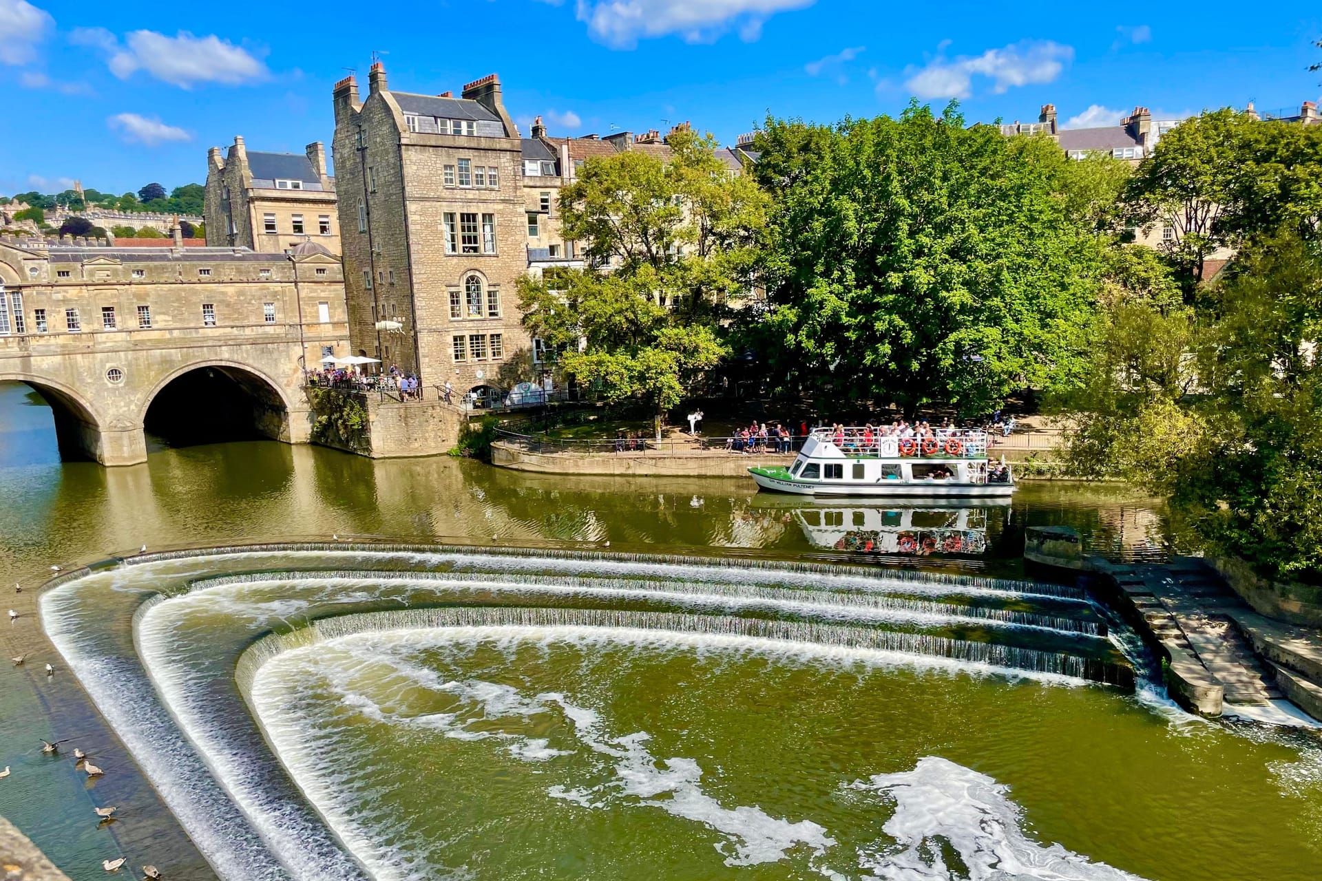 Bath in England (Archivbild): Acht Teenager sind in dem Ort bei Bristol festgenommen worden.