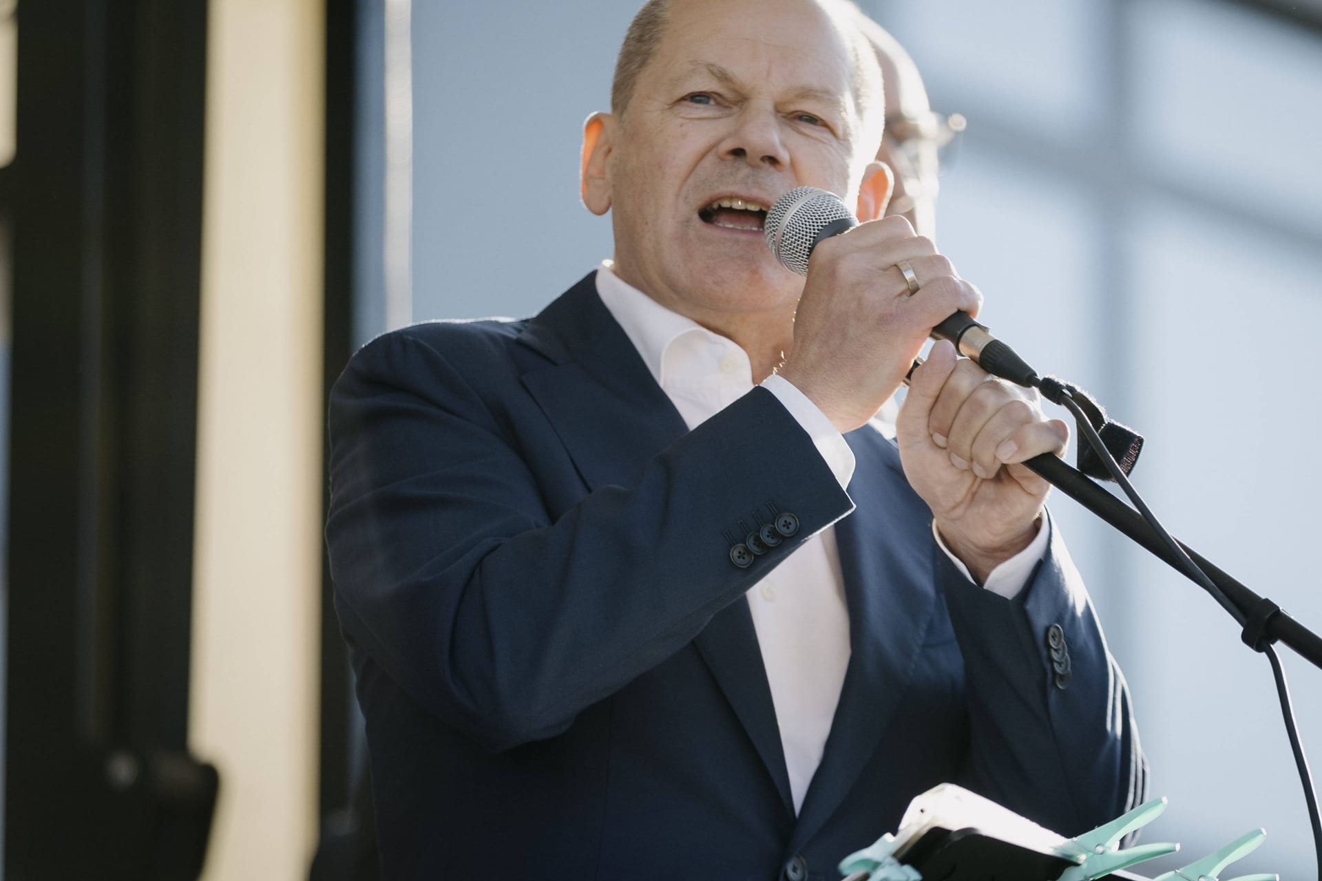 Olaf Scholz beim Europafest in Falkensee Anfang Juni 2023. Der Kanzler legte sich bei der SPD-Veranstaltung mit Zwischenrufern an.