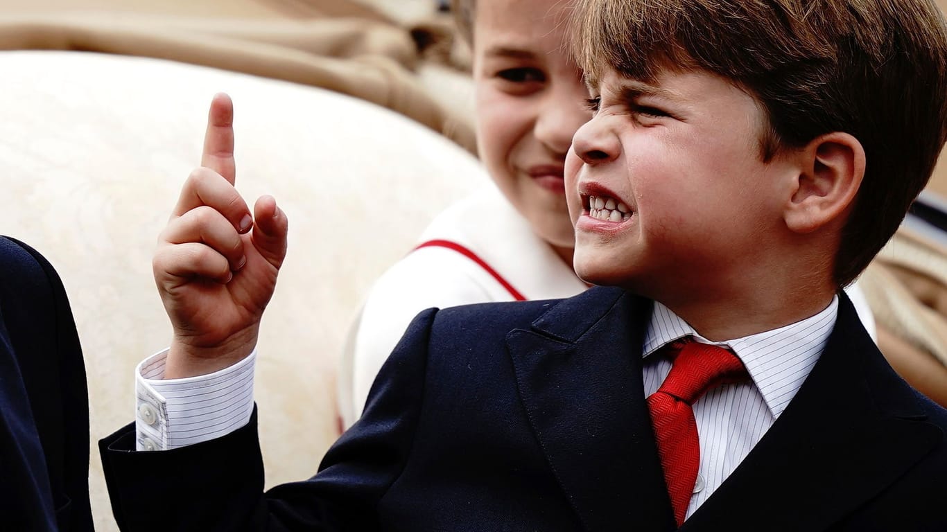 Prinz Louis: Er zeigte sich mit seiner Familie bei der "Trooping the Colour"-Parade in London.