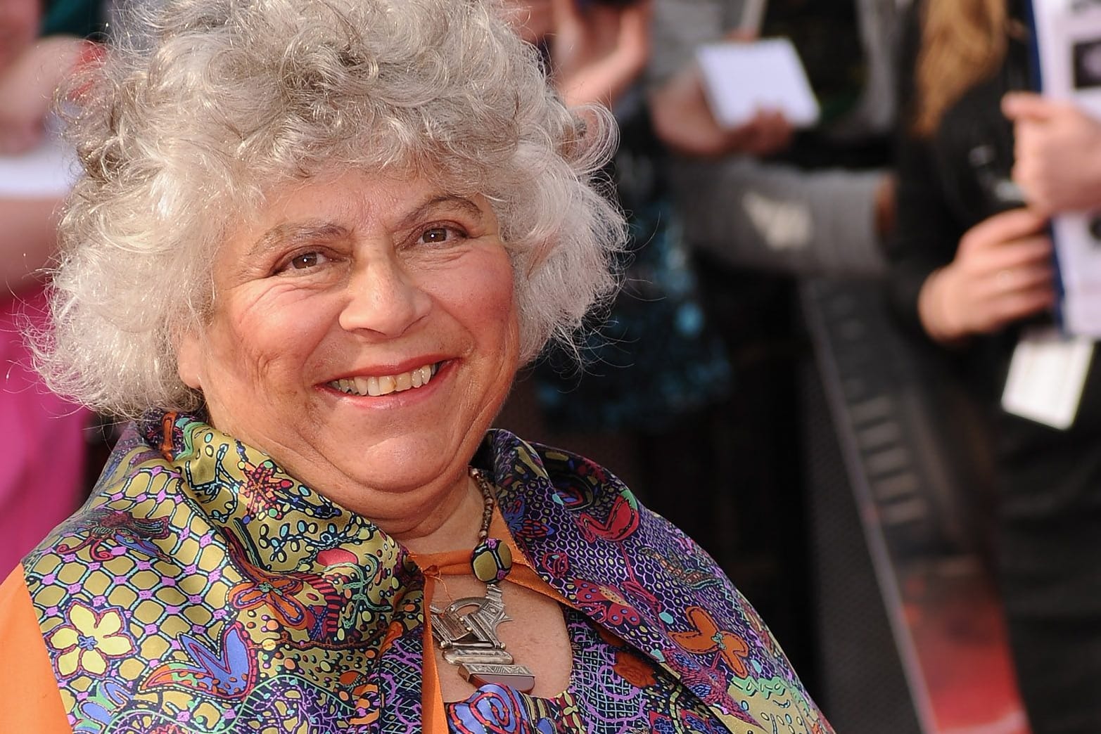 Miriam Margolyes: Die 82-Jährige posiert nackt und spricht über Persönliches.