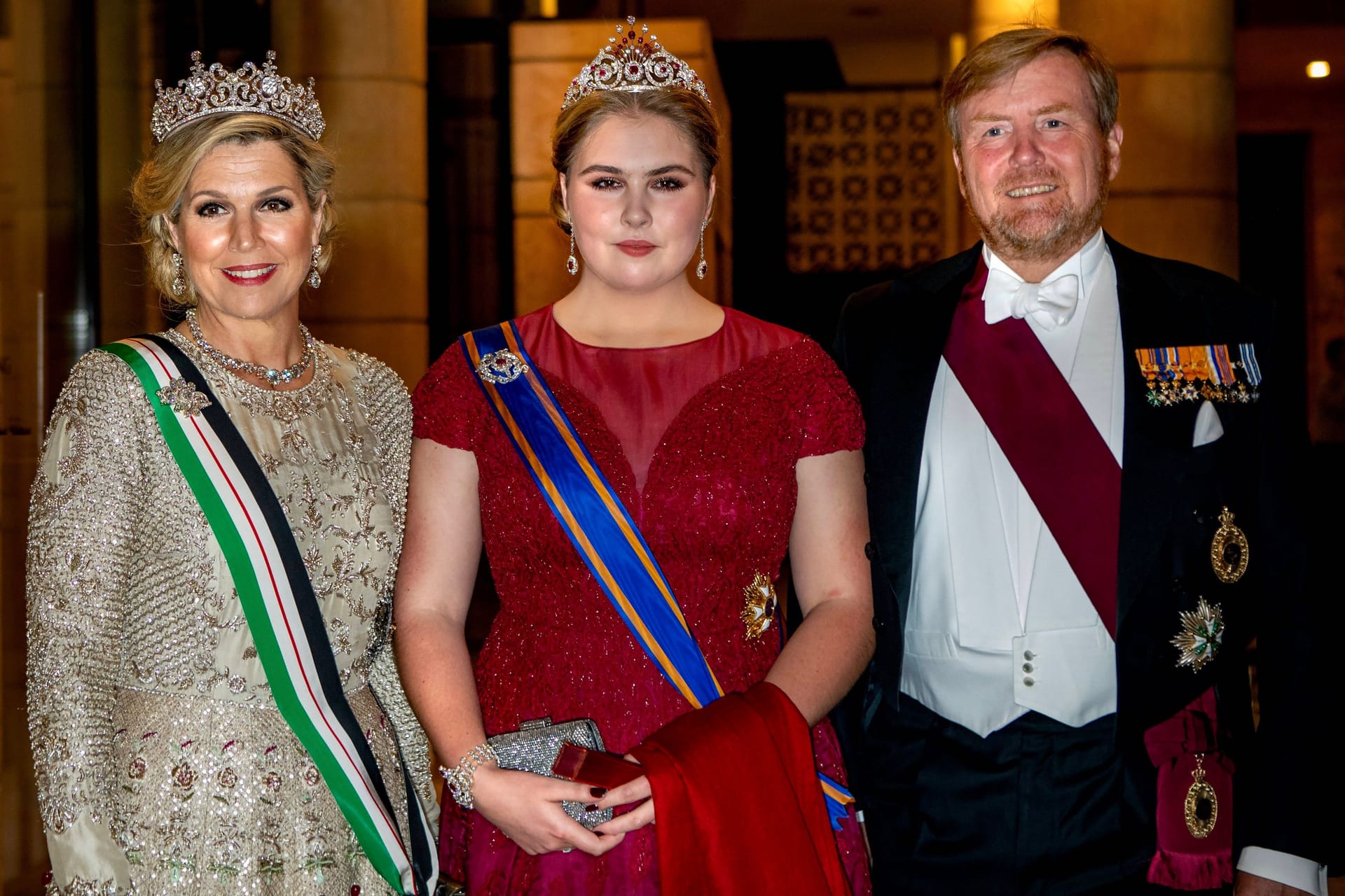 Königin Maxima, Prinzessin Amalia und König Willem-Alexander der Niederlande