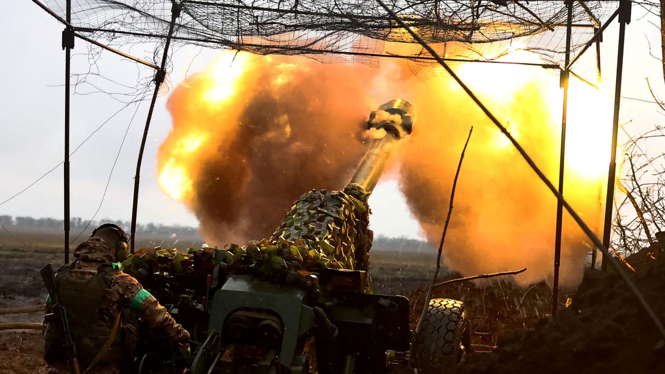 Ukrainische Artillerie: Bislang verteidigen die russischen Truppen ihre Stellungen effektiv.