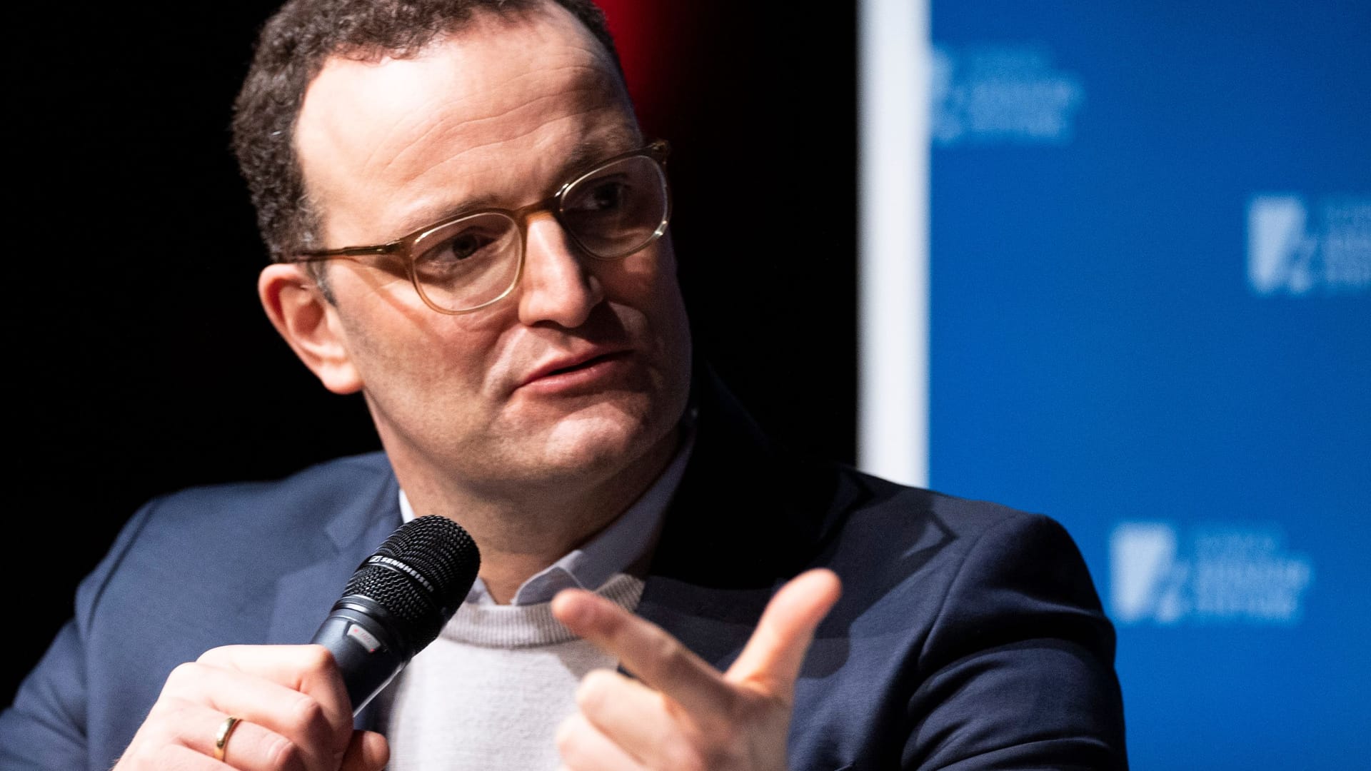 CDU-Vize Jens Spahn liefert sich bei "Lanz" einen heftigen Streit über die Bewertung der AfD und ihrer Wähler (Archivbild).