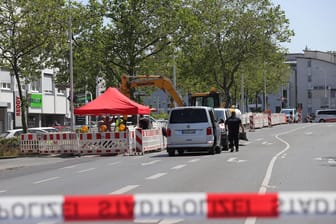 Fundort der Bombe: Aktuell ist die Pallaswiesenstraße in Darmstadt voll gesperrt.