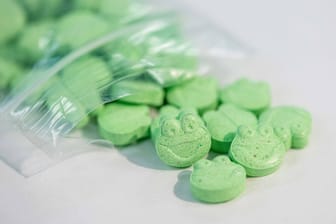 MDMA Tabletten (Symbolbild): Neben Wien und Zürich können ab jetzt auch in Berlin Drogen auf ihre Inhaltsstoffe getestet werden.
